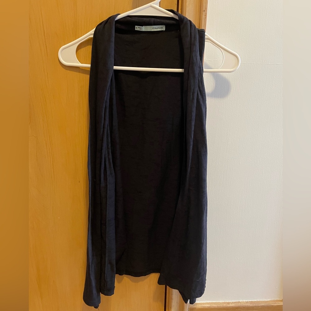 Maurice’s Sleeveless Cardigan: Size M